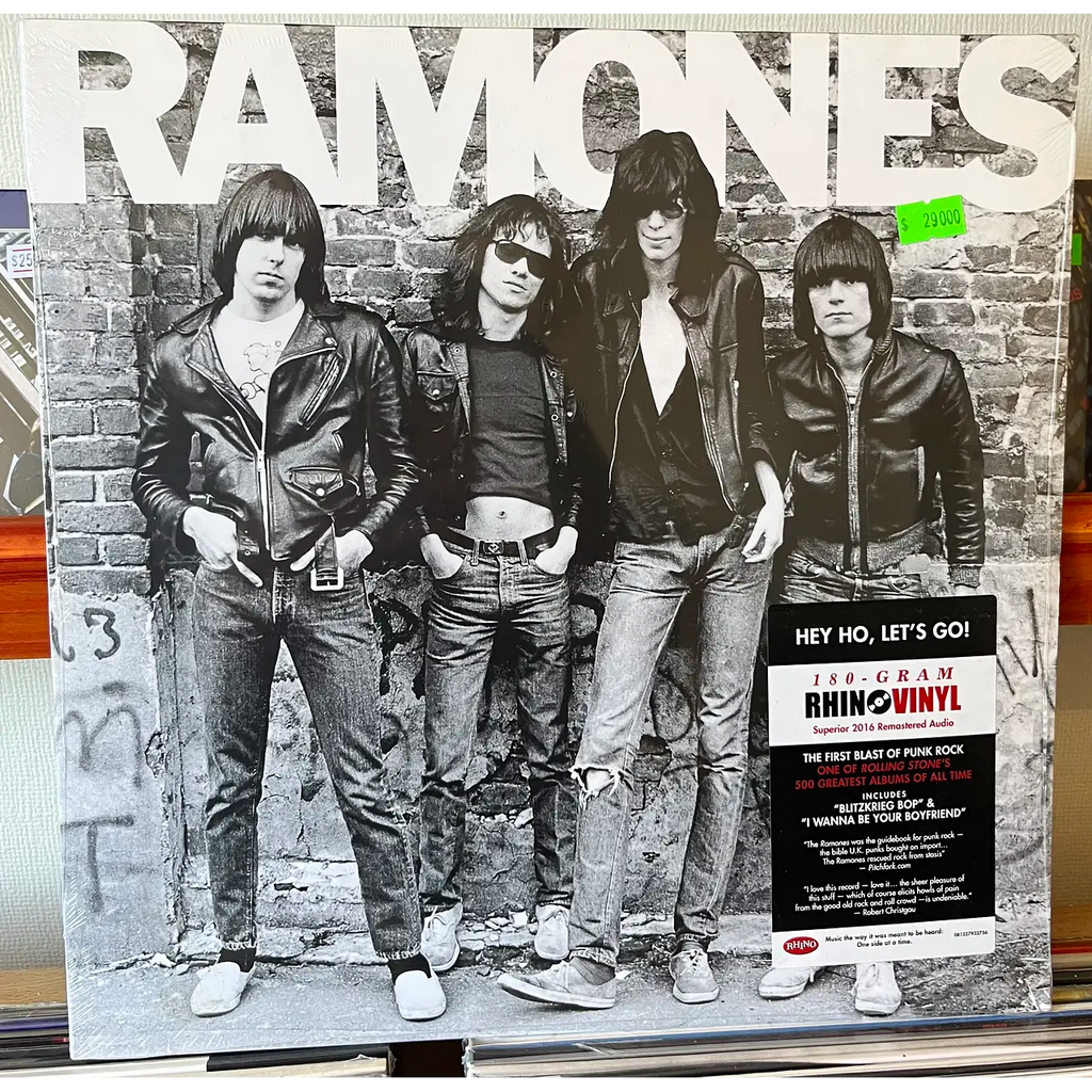 RAMONES Hey ho, let's go!