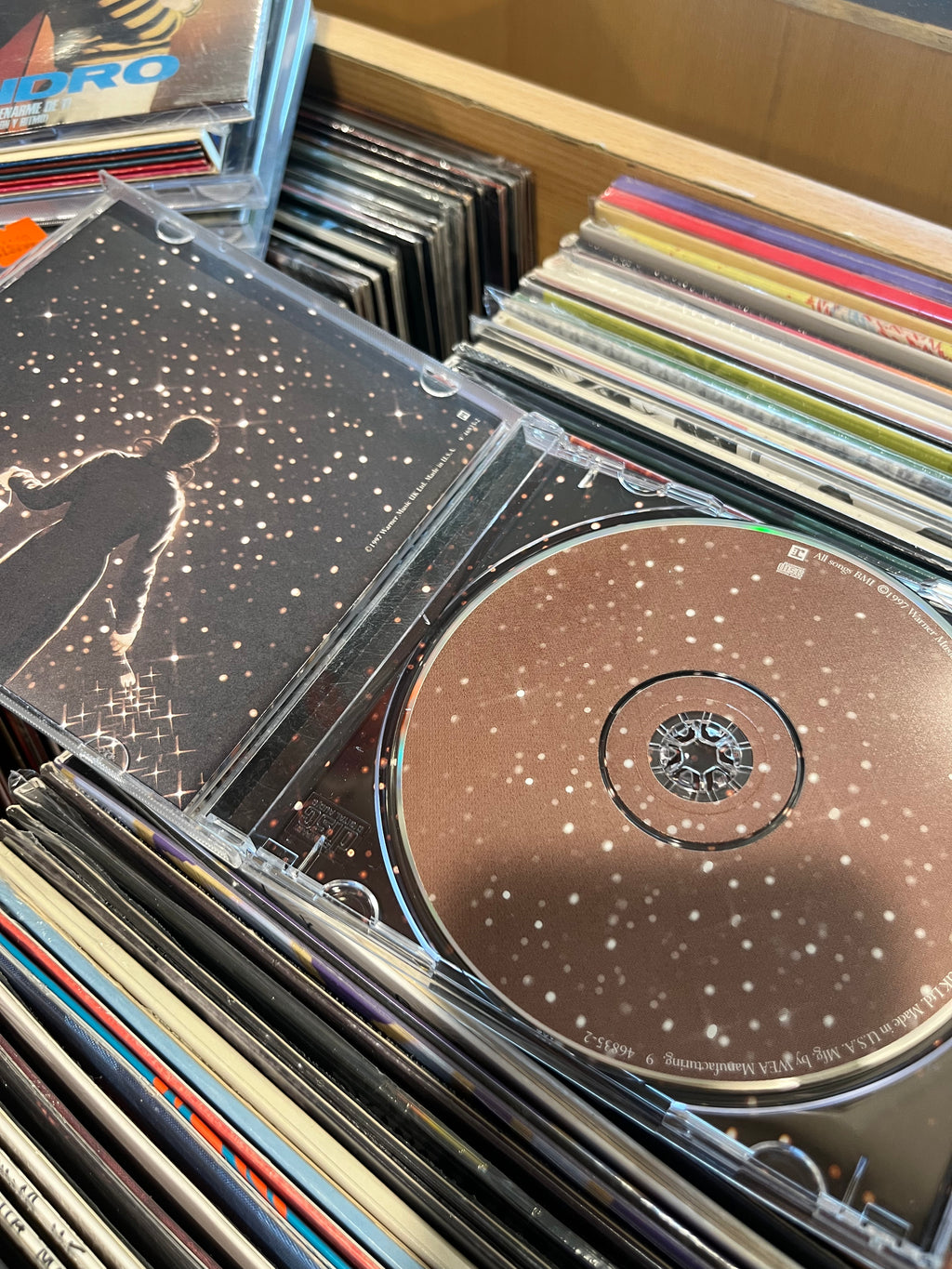 ENYA Paint the sky with stars The best of Enya