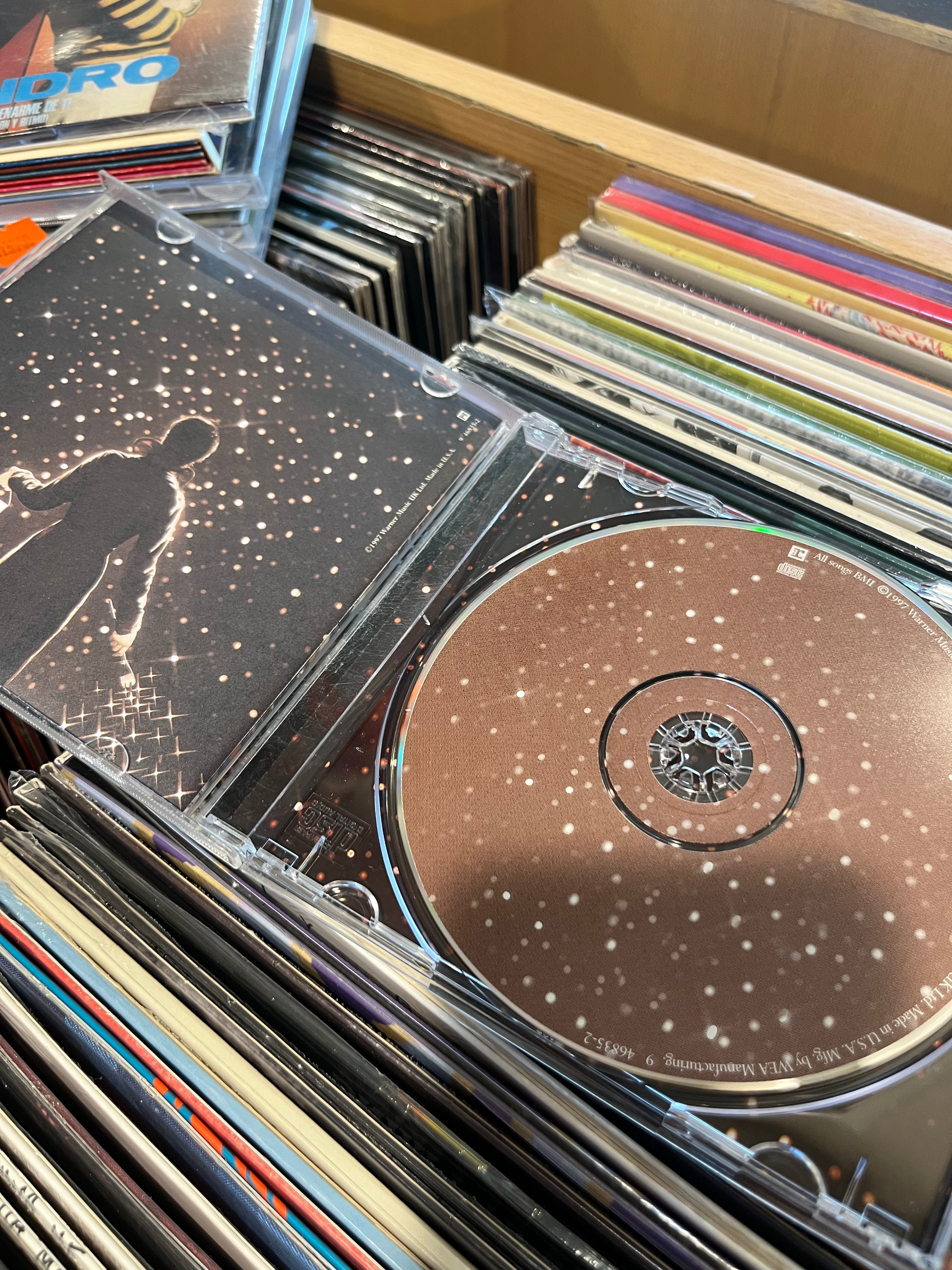 ENYA Paint the sky with stars The best of Enya