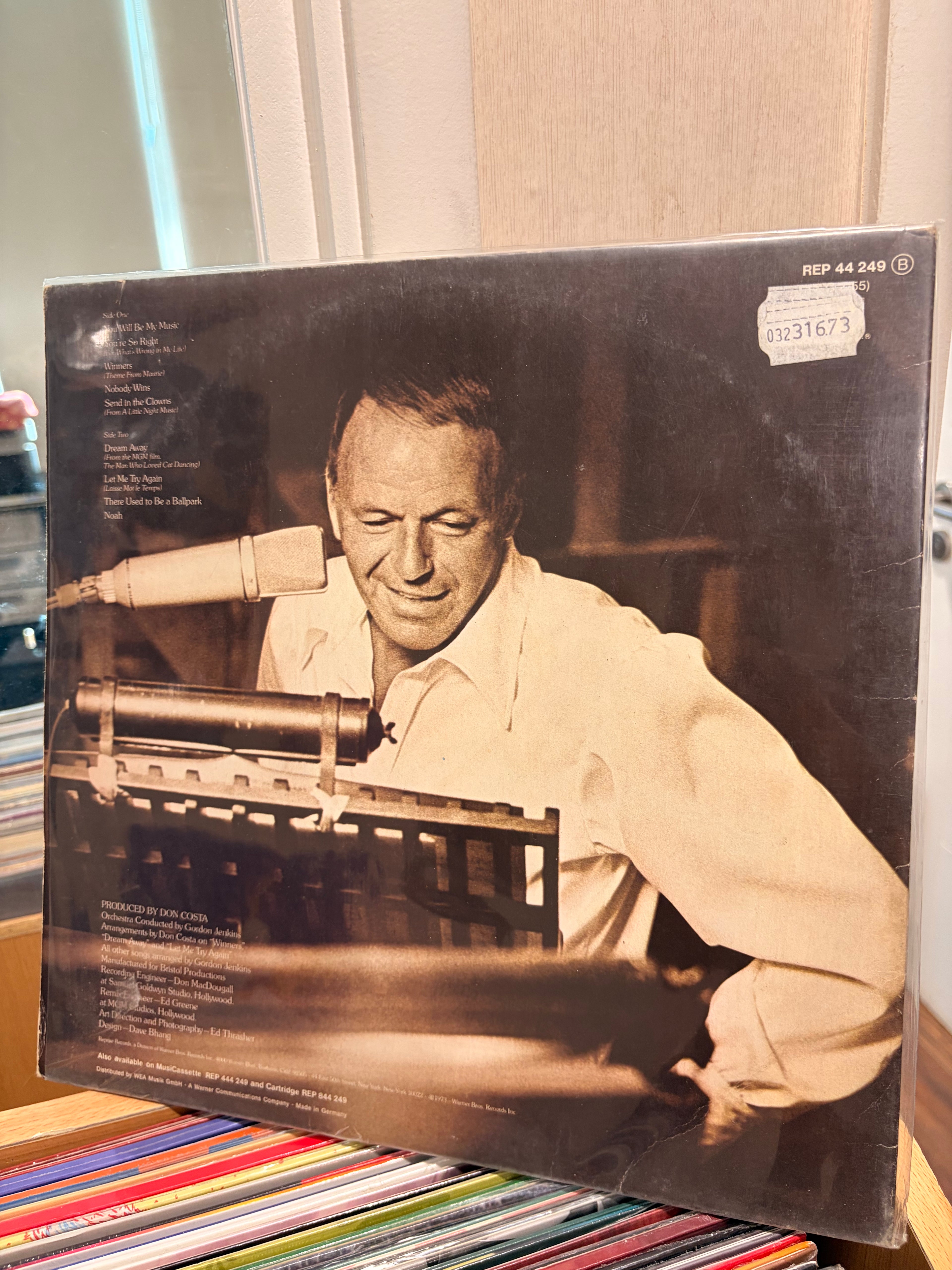 FRANK SINATRA Ol´l blue eyes is back