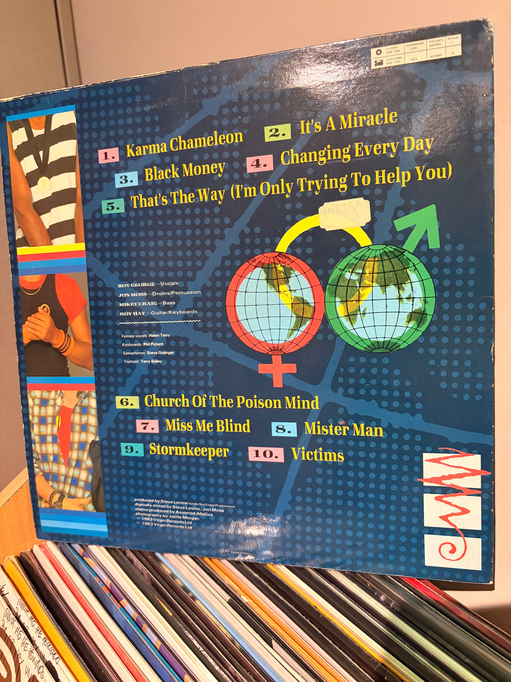 CULTURE CLUB Colour by numbers.