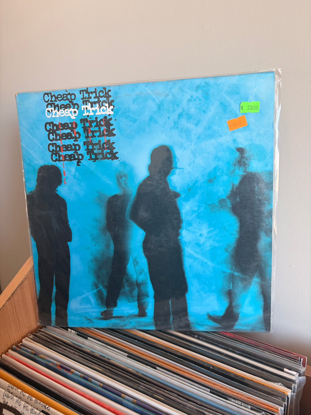 CHEAP TRICK Standing on the edge