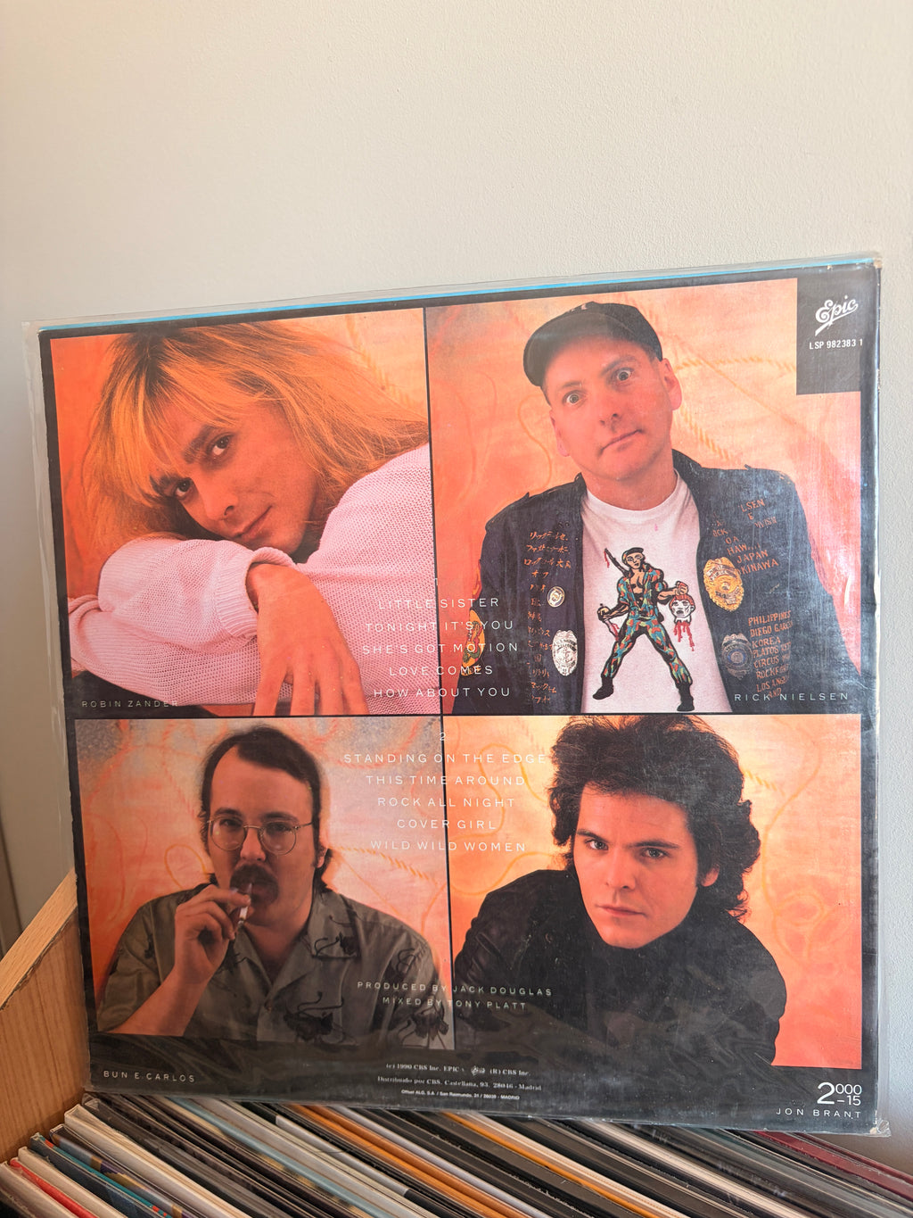 CHEAP TRICK Standing on the edge