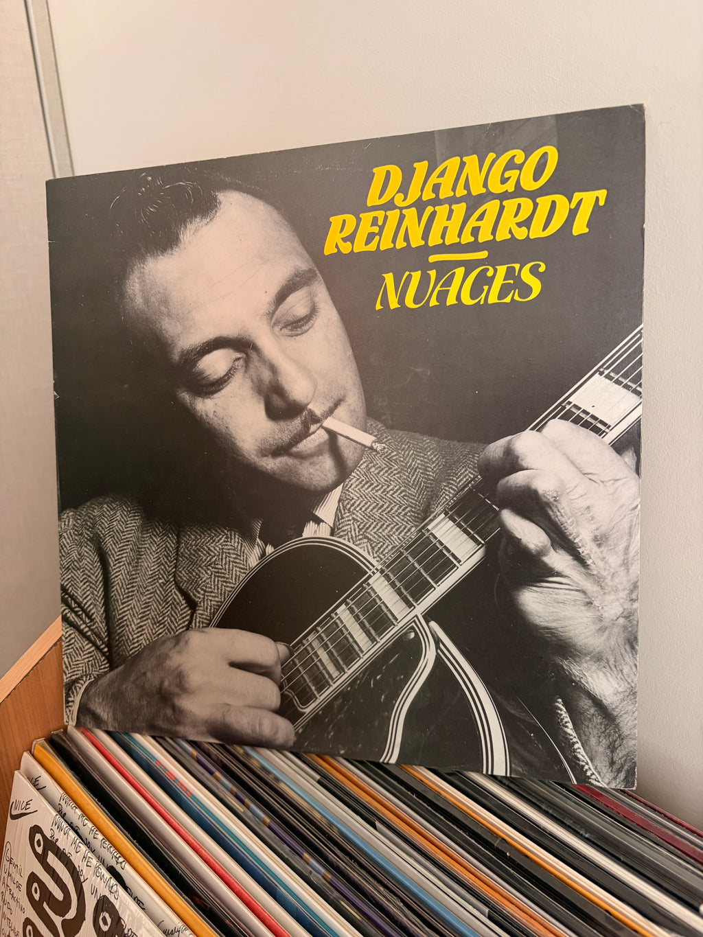 DJANGO REINHARDT Nuages