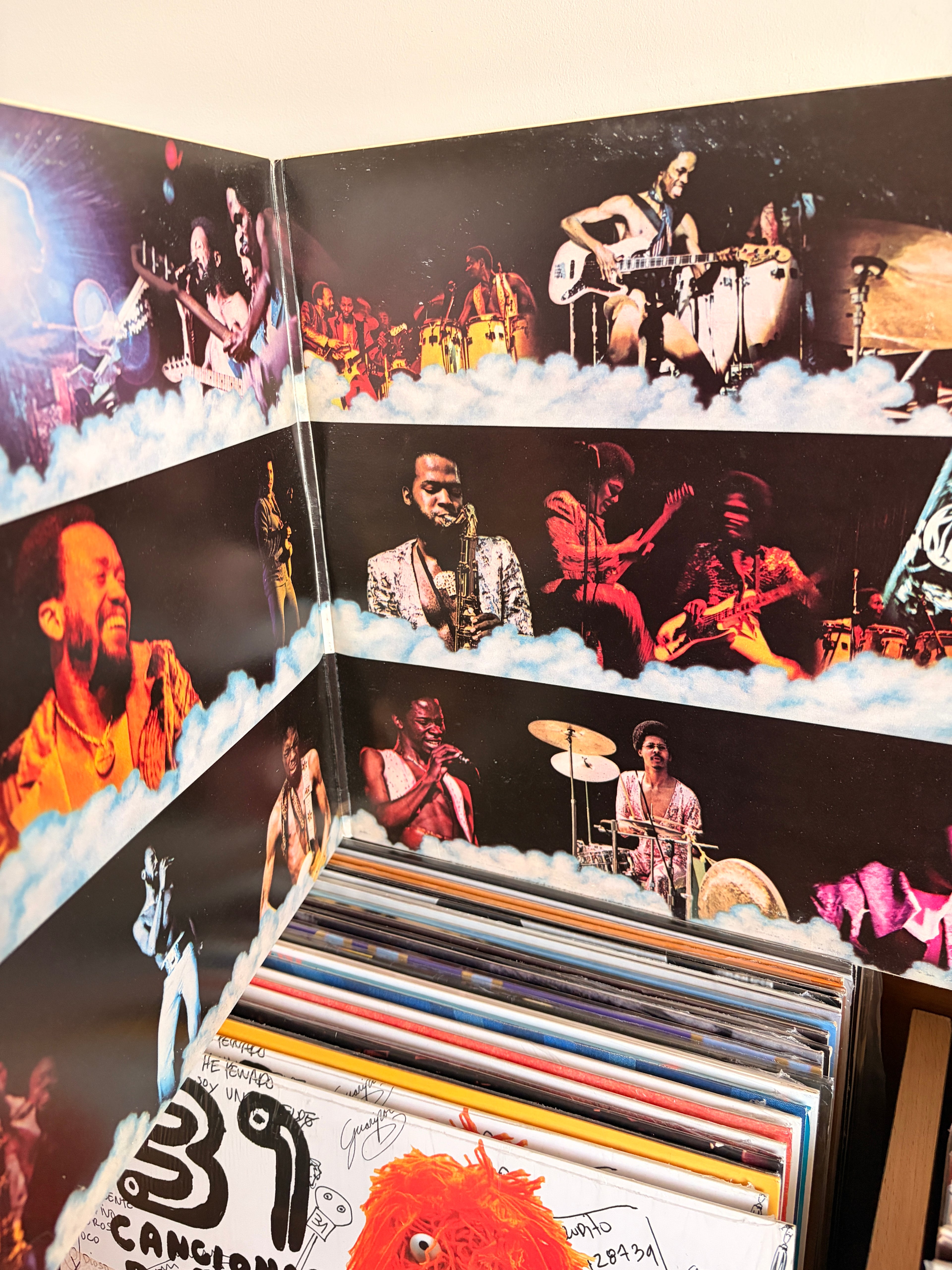 EARTH WIND & FIRE Gratitude