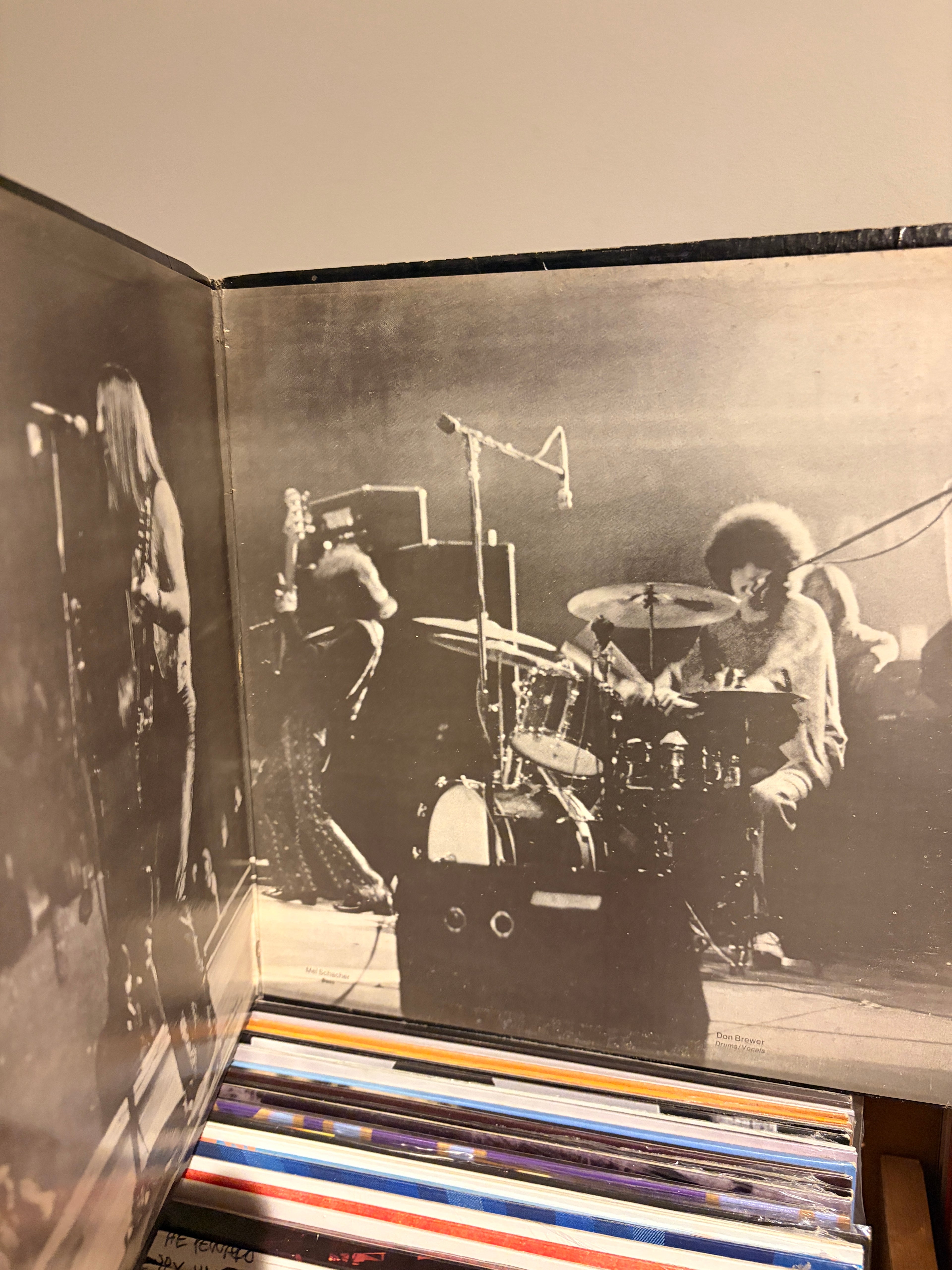 GRAND FUNK Closer to home