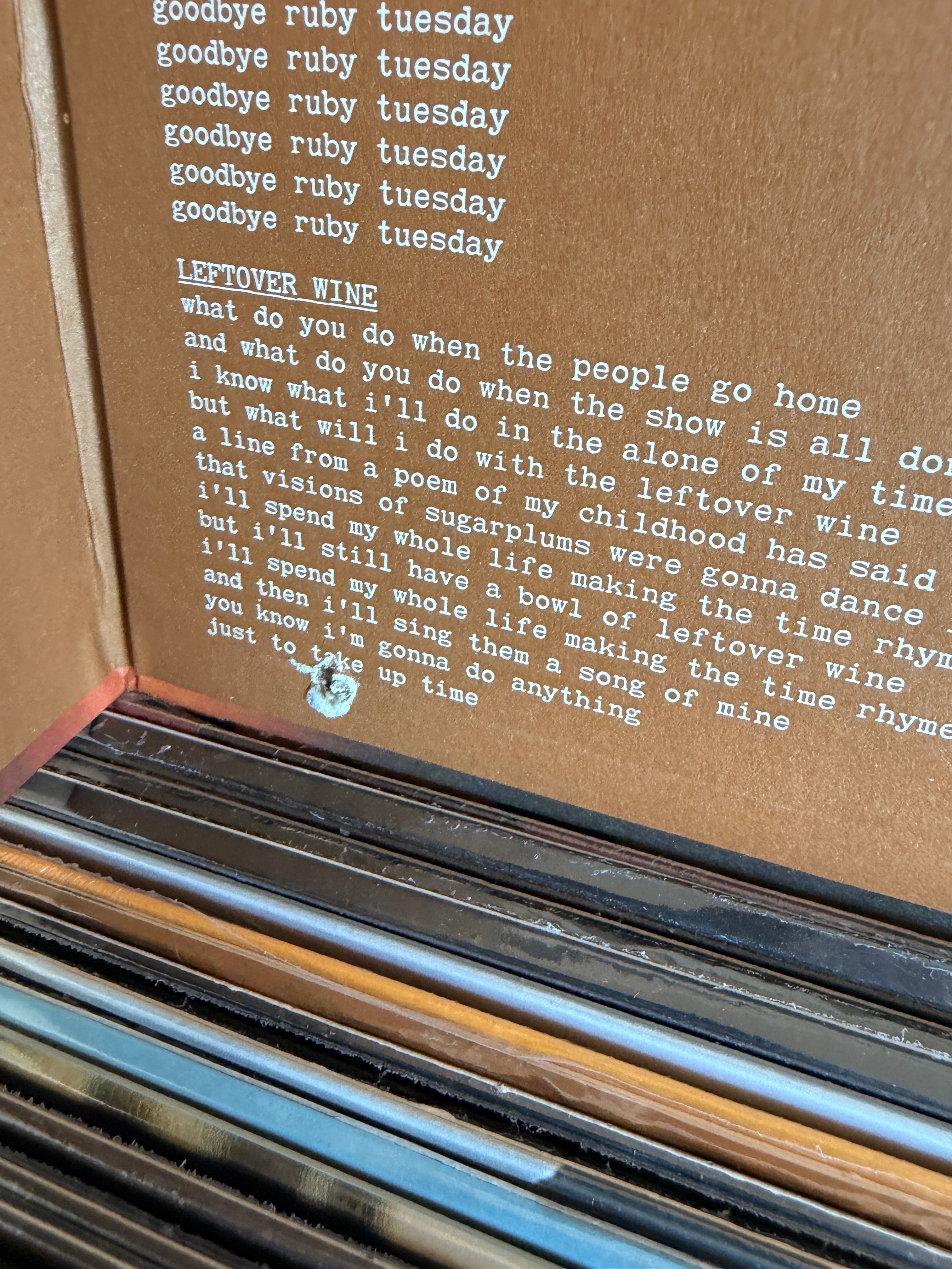 MELANIE Candles in the rain