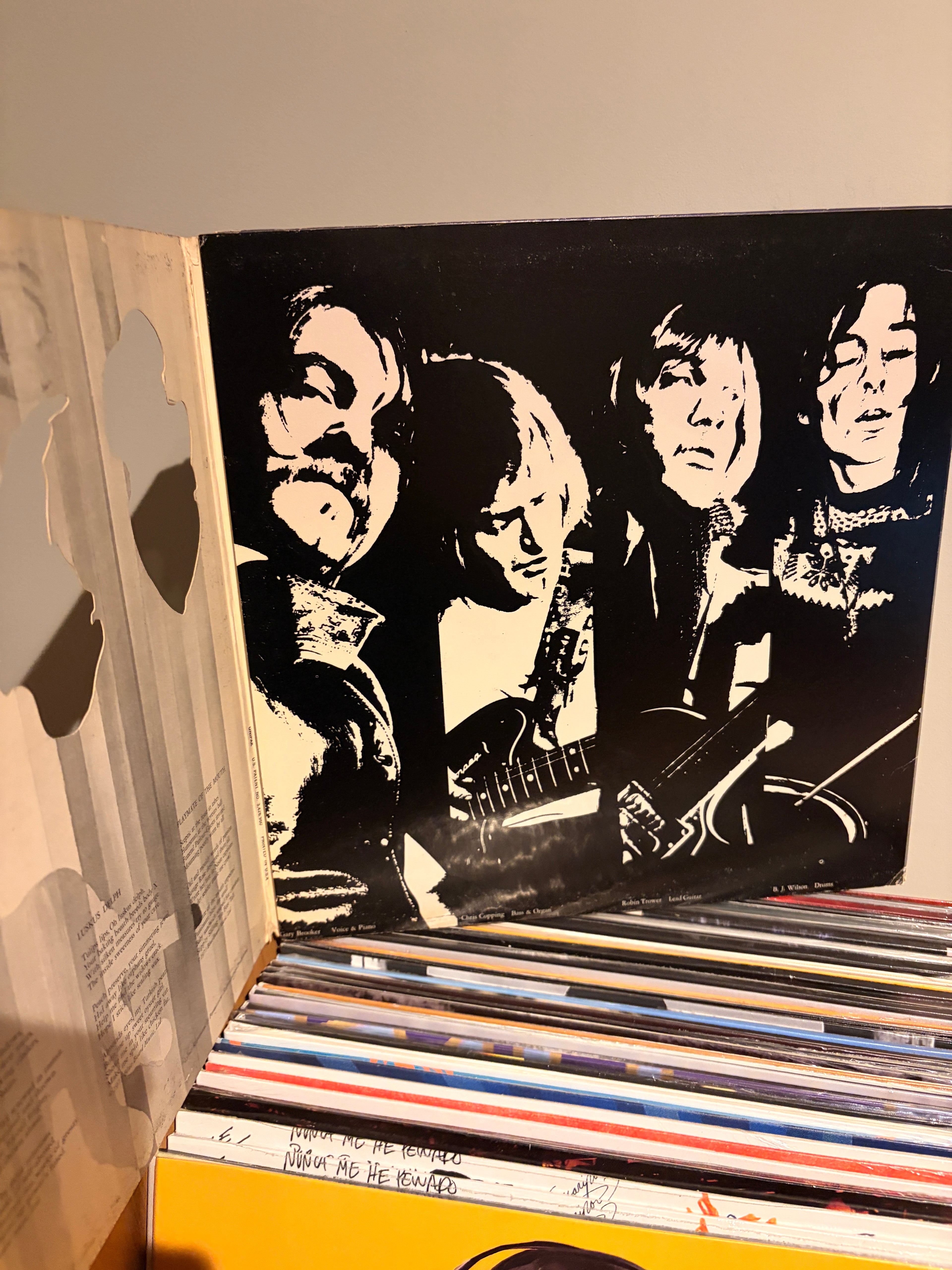 PROCOL HARUM Broken barricades