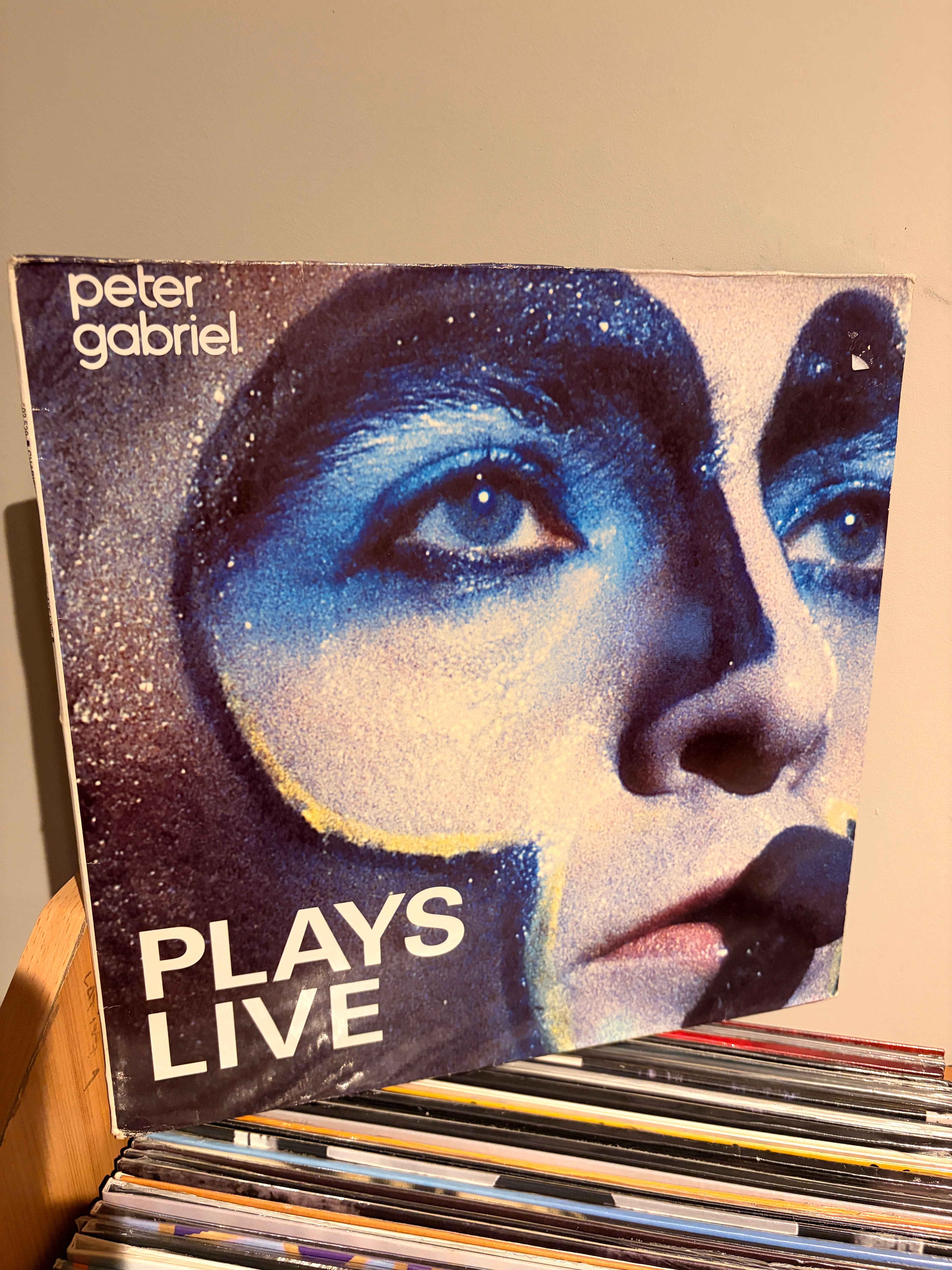 PETER GABRIEL Plays live