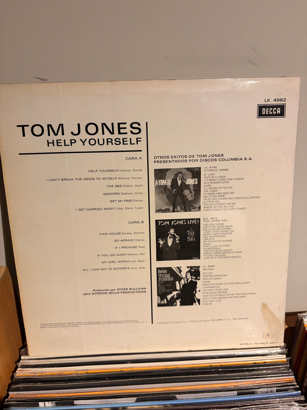 TOM JONES Help yourself