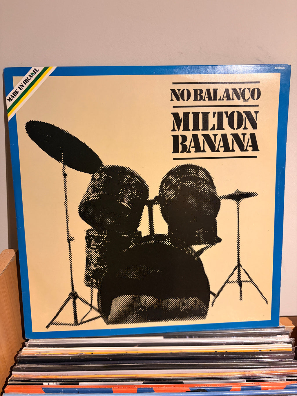 MILTON BANANA No balanco