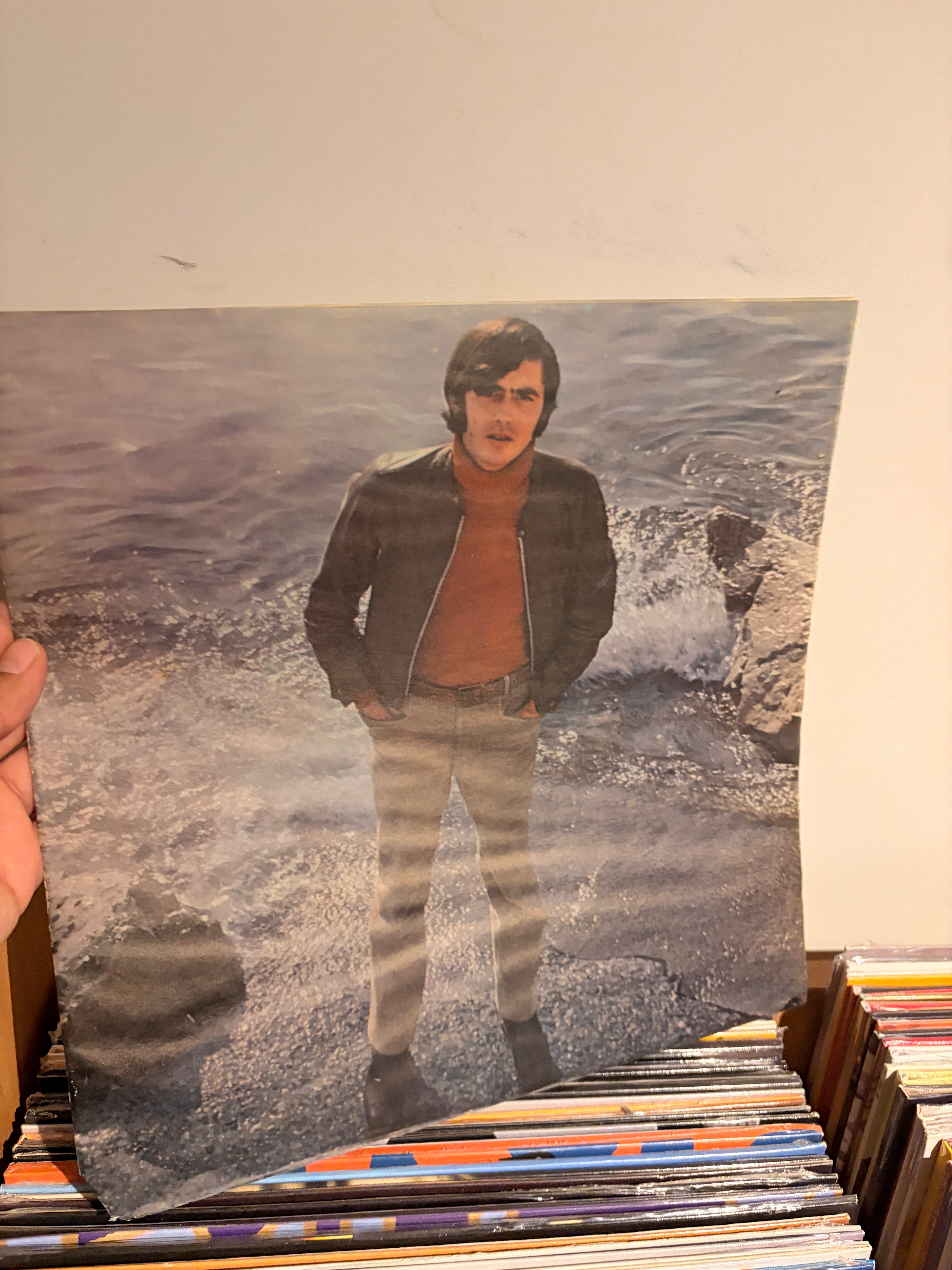 JOAN MANUEL SERRAT