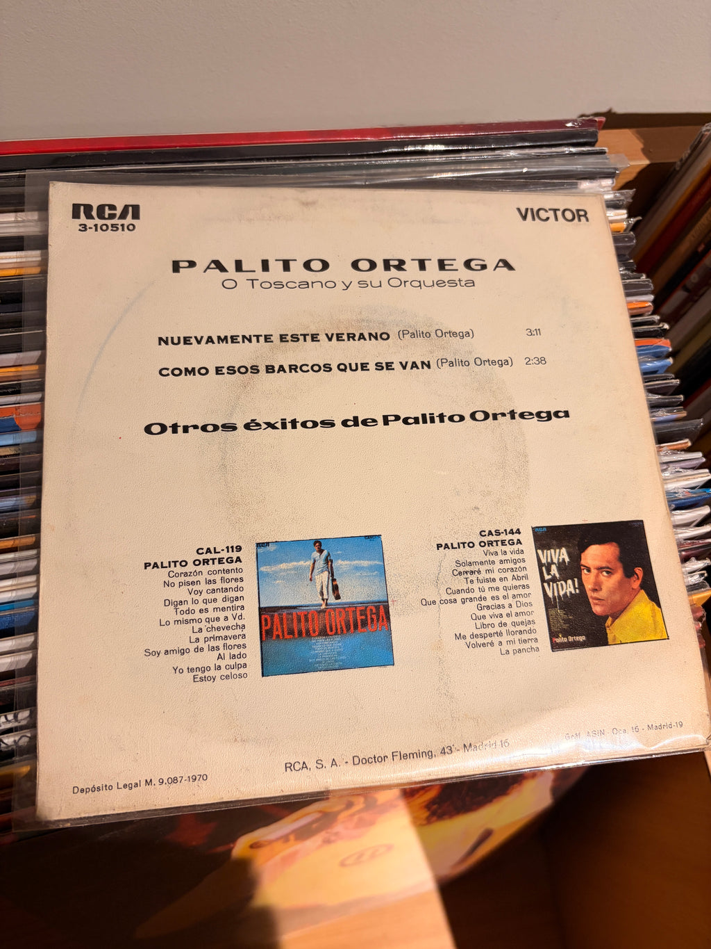 PALITO ORTEGA Nuevamente  este verano / Como esos barcos que se van