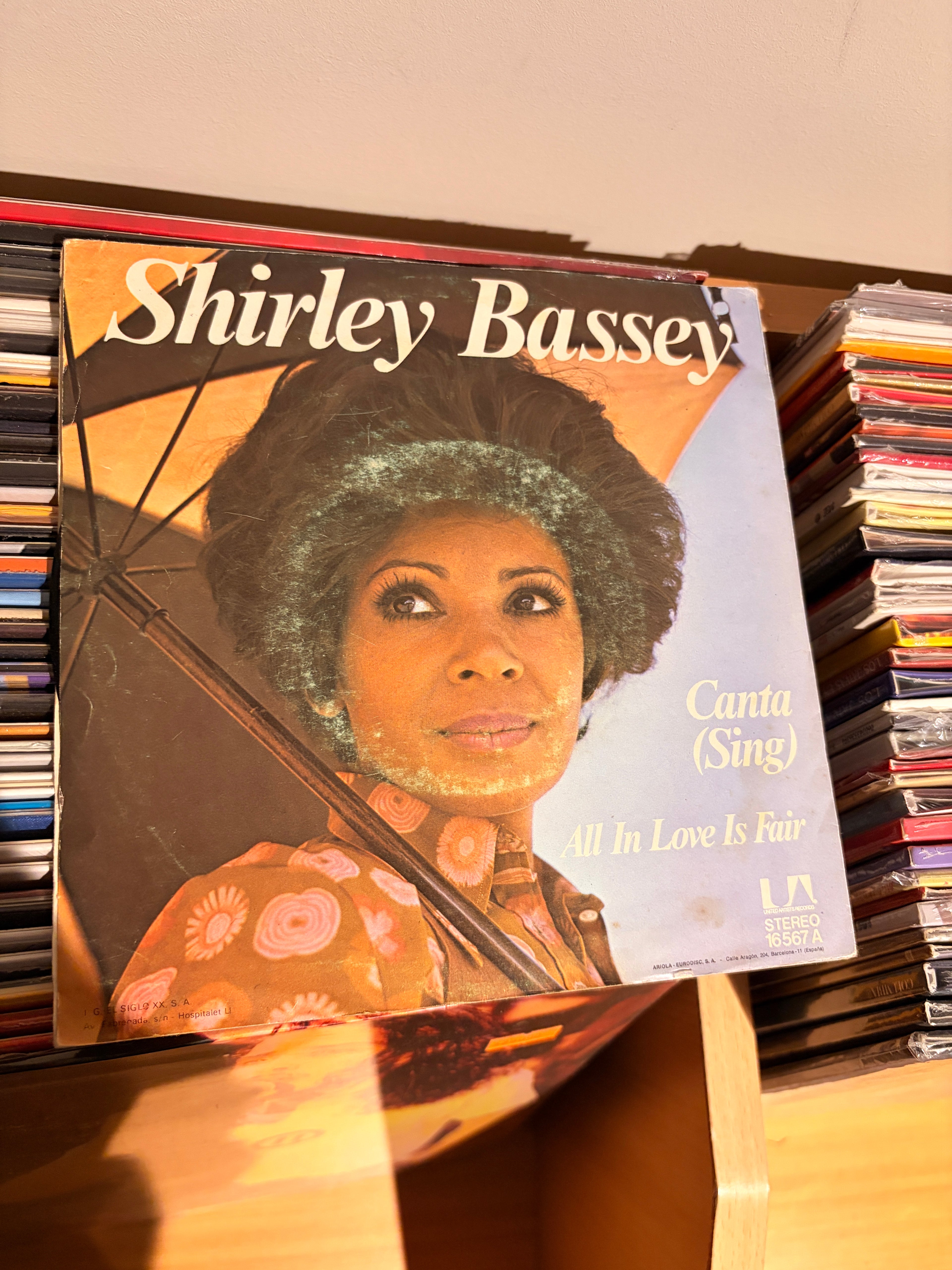 SHIRLEY BASSEY All in love is fair