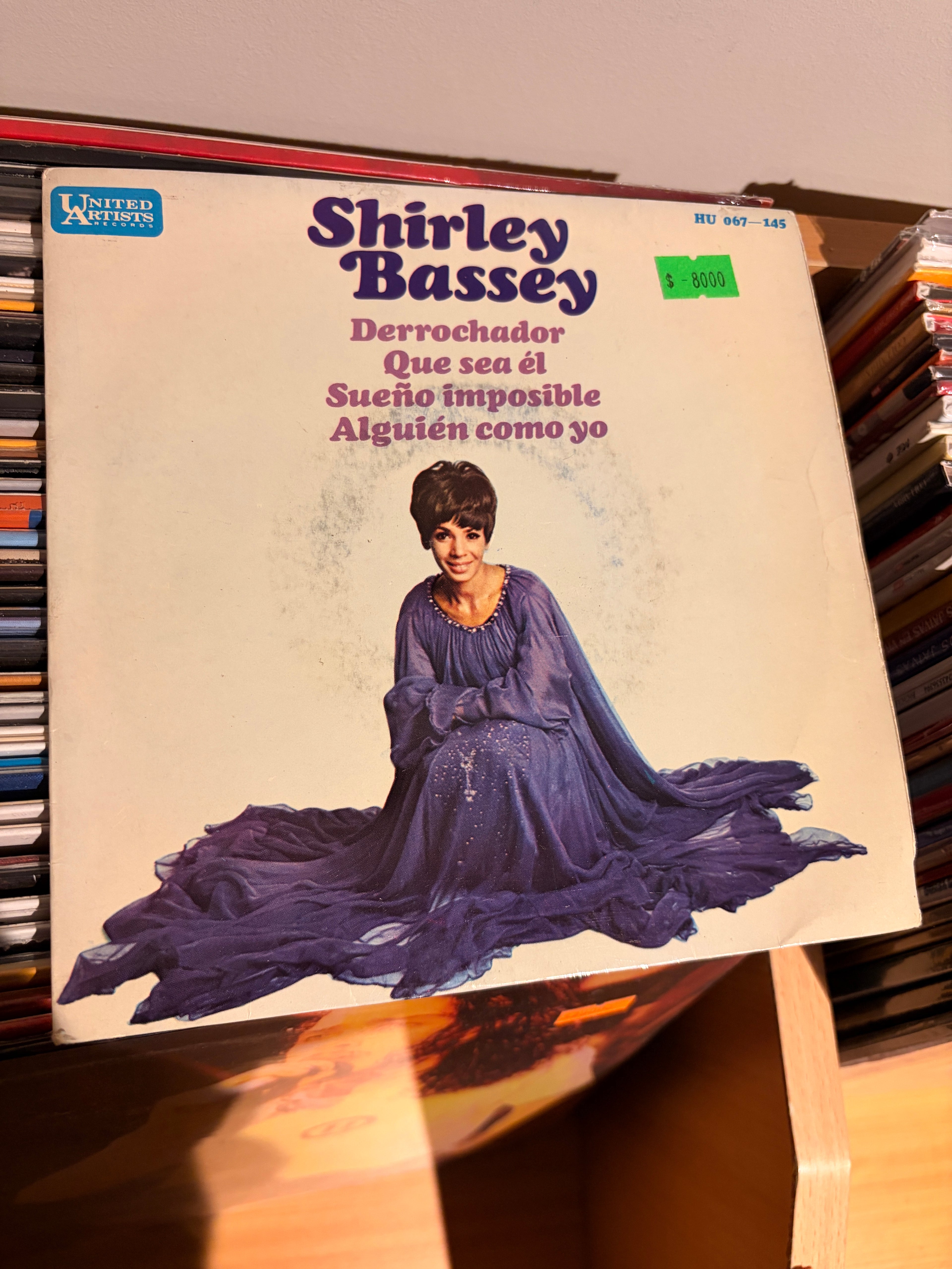 SHIRLEY BASSEY