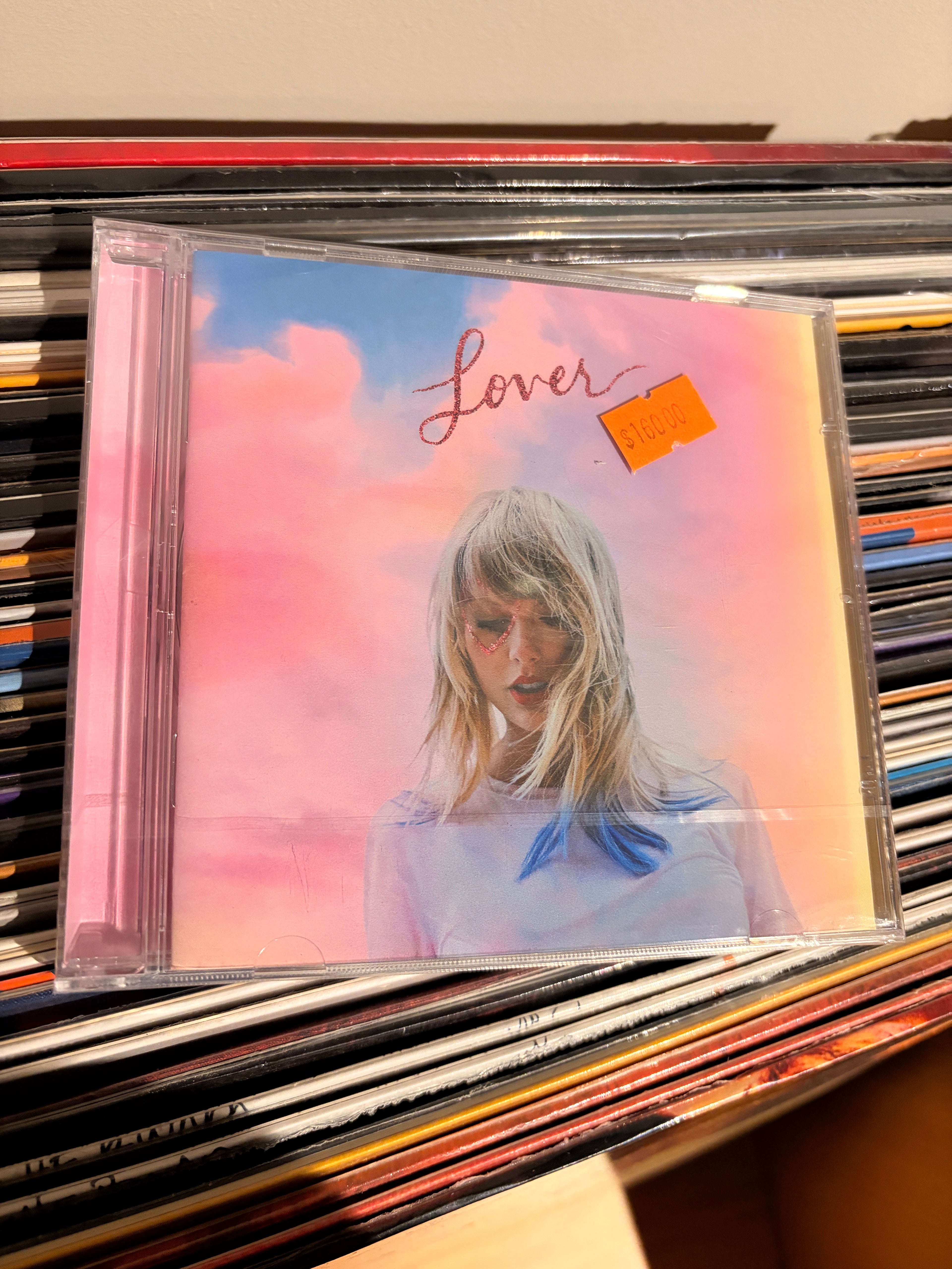 TAYLOR SWIFT Lover